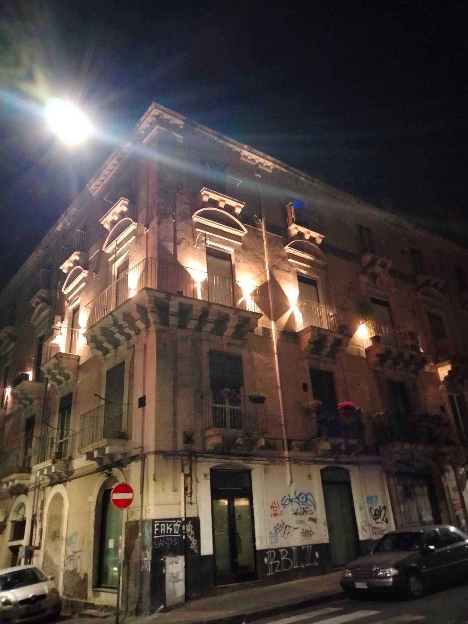 Etna Timeo Central Apartment In Baroque Building CTA Exterior foto